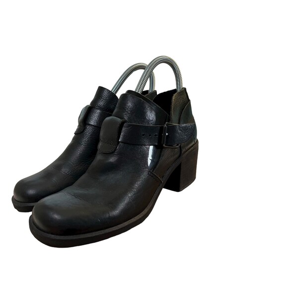 Mia Black Leather Cut Out Buckle Ankle Boots Booties Women's Size 7 - Picture 3 of 9